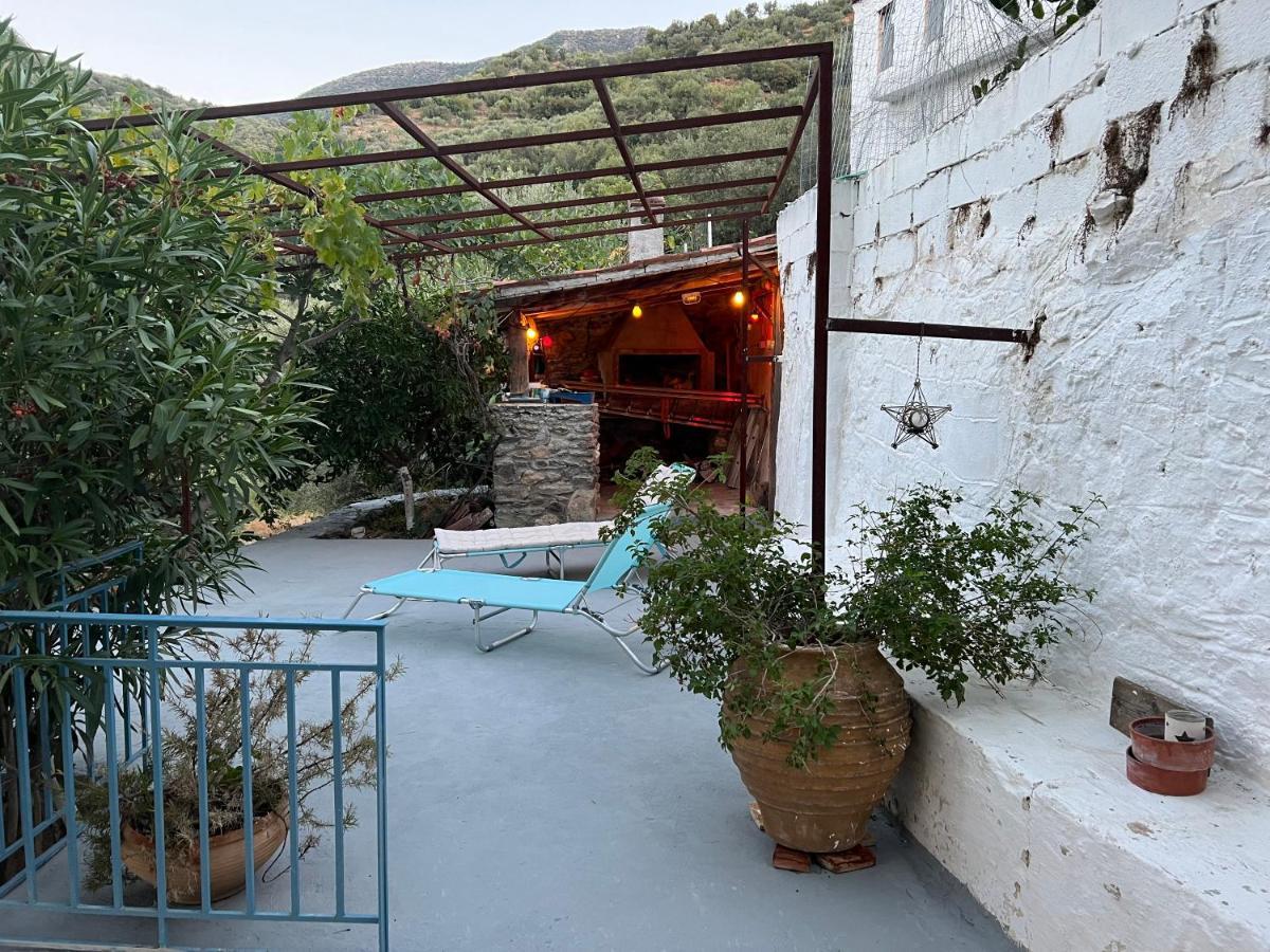 Maison Charme Avec Piscine Privee, Pres De La Mer A Sappounakeika, Tyros Sapounakeika Bagian luar foto