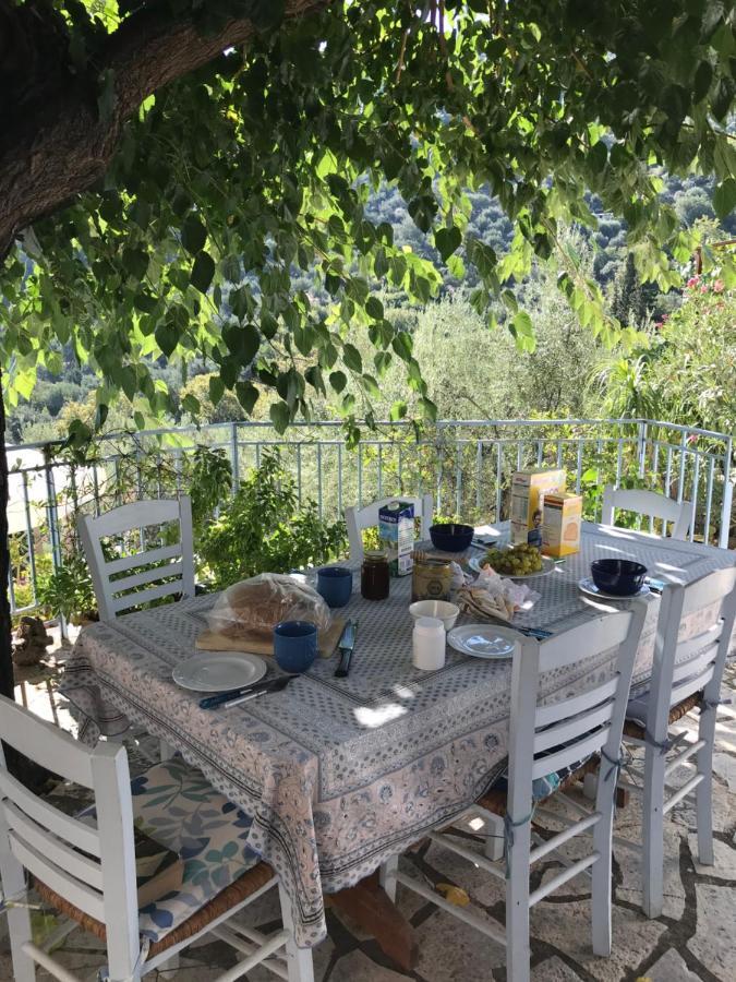 Maison Charme Avec Piscine Privee, Pres De La Mer A Sappounakeika, Tyros Sapounakeika Bagian luar foto